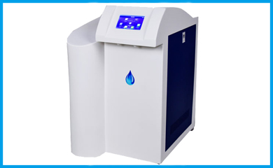 大屏幕彩色觸摸式顯示屏、人性化的操作界面使您能完全監(jiān)控儀器的工作狀態(tài)和實時數(shù)據(jù)。 全自動控制、低壓報警停機保護、水箱滿水自動停止產(chǎn)水。全自動微電腦控制系統(tǒng)，多級菜單式操作，控制器采用32位微功耗處理器作為控制核心，具備超高運算率、低功耗的特點，集成水處理所需的模擬量傳感器接入、開關(guān)信號輸入、控制輸出以及水質(zhì)電